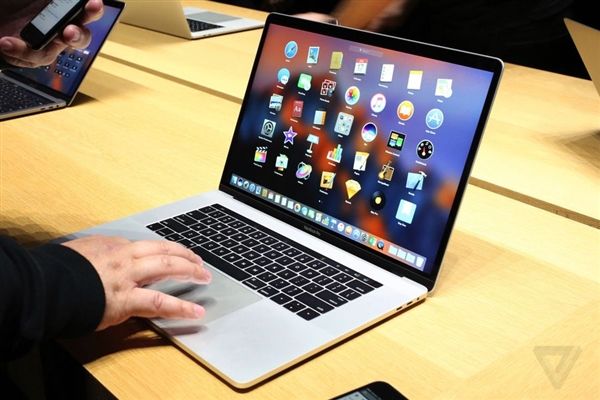 蘋(píng)果電腦出貨量大減！Macbook筆記本銷(xiāo)量下滑